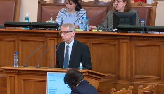 Министерството на образованието и науката МОН разработи четири варианта за